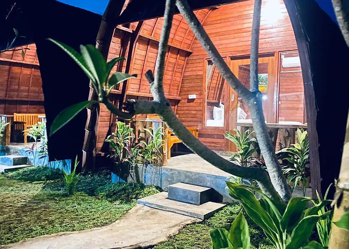 Sari * Uluwatu
